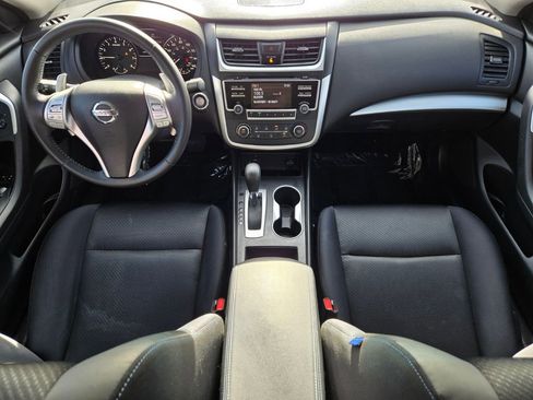 Used 2016 Nissan Altima 2.5 SR image 15