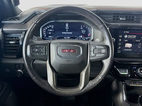 Used 2023 GMC Sierra 1500 AT4 w/ AT4 Premium Package AWD/4WD image 11