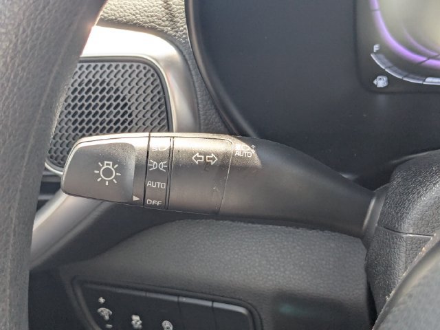 Used 2025 Kia Soul LX w/ LX Technology Package FWD image 25