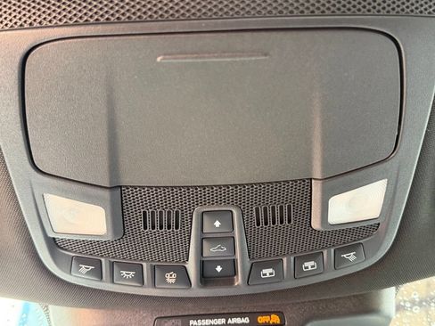 Used 2024 Ford Expedition Platinum RWD image 37
