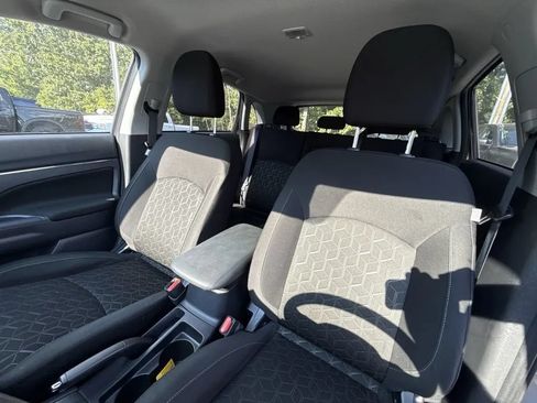 Used 2024 Mitsubishi Outlander Sport AWD image 8