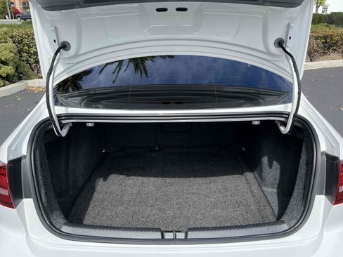 Used 2016 Volkswagen Jetta Sport w/ Lighting Package image 47