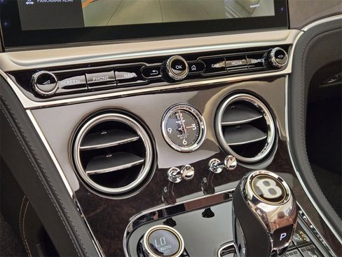 Used 2020 Bentley Continental GT image 39