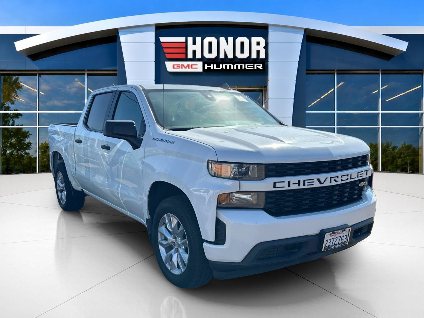 Used 2021 Chevrolet Silverado 1500 Custom w/ Safety Confidence Package AWD/4WD image 2