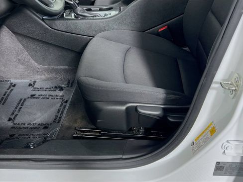 Used 2023 Chevrolet Malibu LS FWD image 18