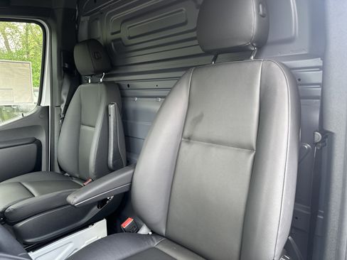New 2026 Mercedes-Benz Sprinter 2500 image 15