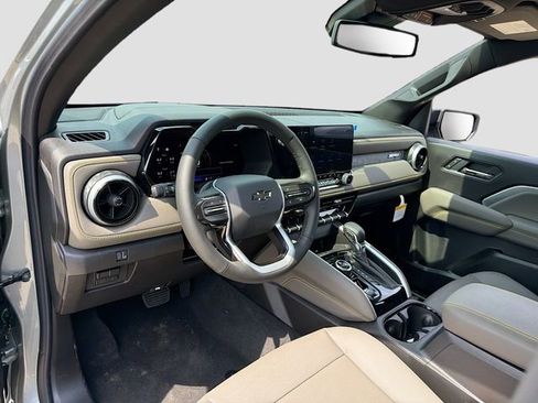 New 2026 Chevrolet Colorado ZR2 w/ Technology Package AWD/4WD image 10