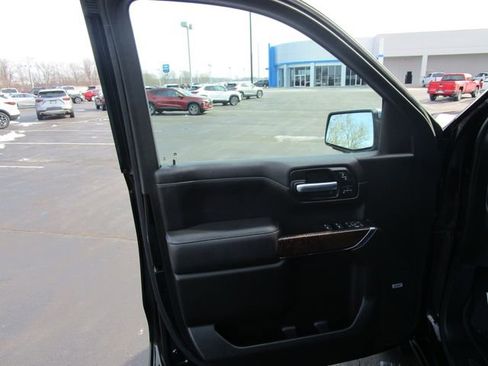 Used 2019 GMC Sierra 1500 Denali w/ Denali Ultimate Package image 17