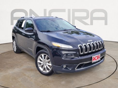 Used 2014 Jeep Cherokee Limited w/ Luxury Group FWD image 3