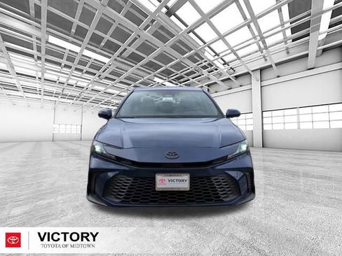 Used 2026 Toyota Camry SE AWD/4WD image 8