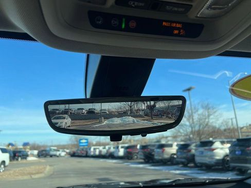 Used 2023 GMC Acadia Denali w/ Black Diamond Edition image 39