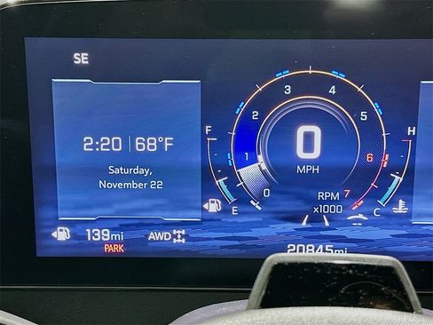 Used 2024 Chevrolet Traverse RS image 12