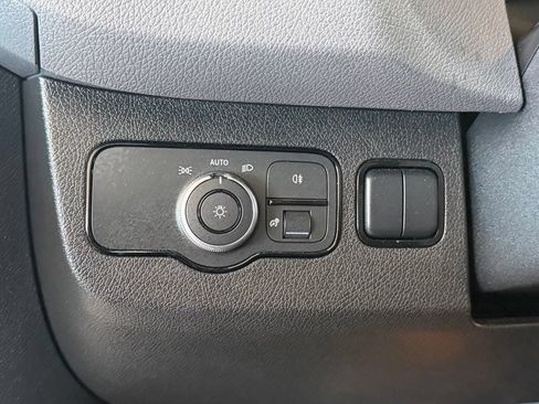 Used 2025 Mercedes-Benz Sprinter 2500 image 20