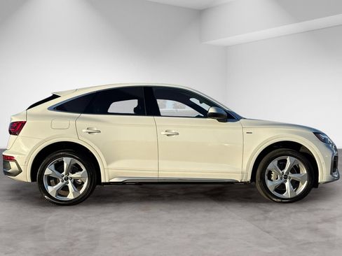 Used 2024 Audi Q5 2.0T Prestige w/ Prestige Package AWD/4WD image 7