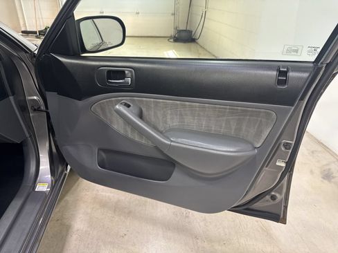 Used 2004 Honda Civic LX image 27