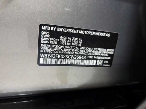 Used 2025 BMW i5 M60 image 33