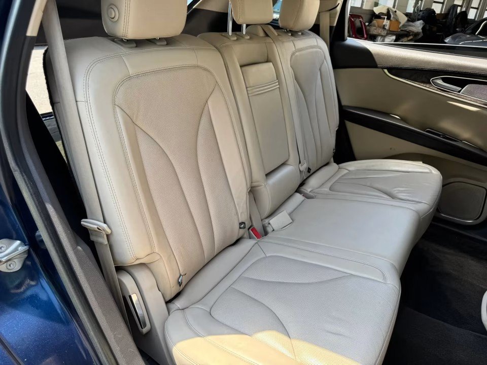 Used 2017 Lincoln MKX Reserve w/ Driver Assistance Package AWD/4WD image 20