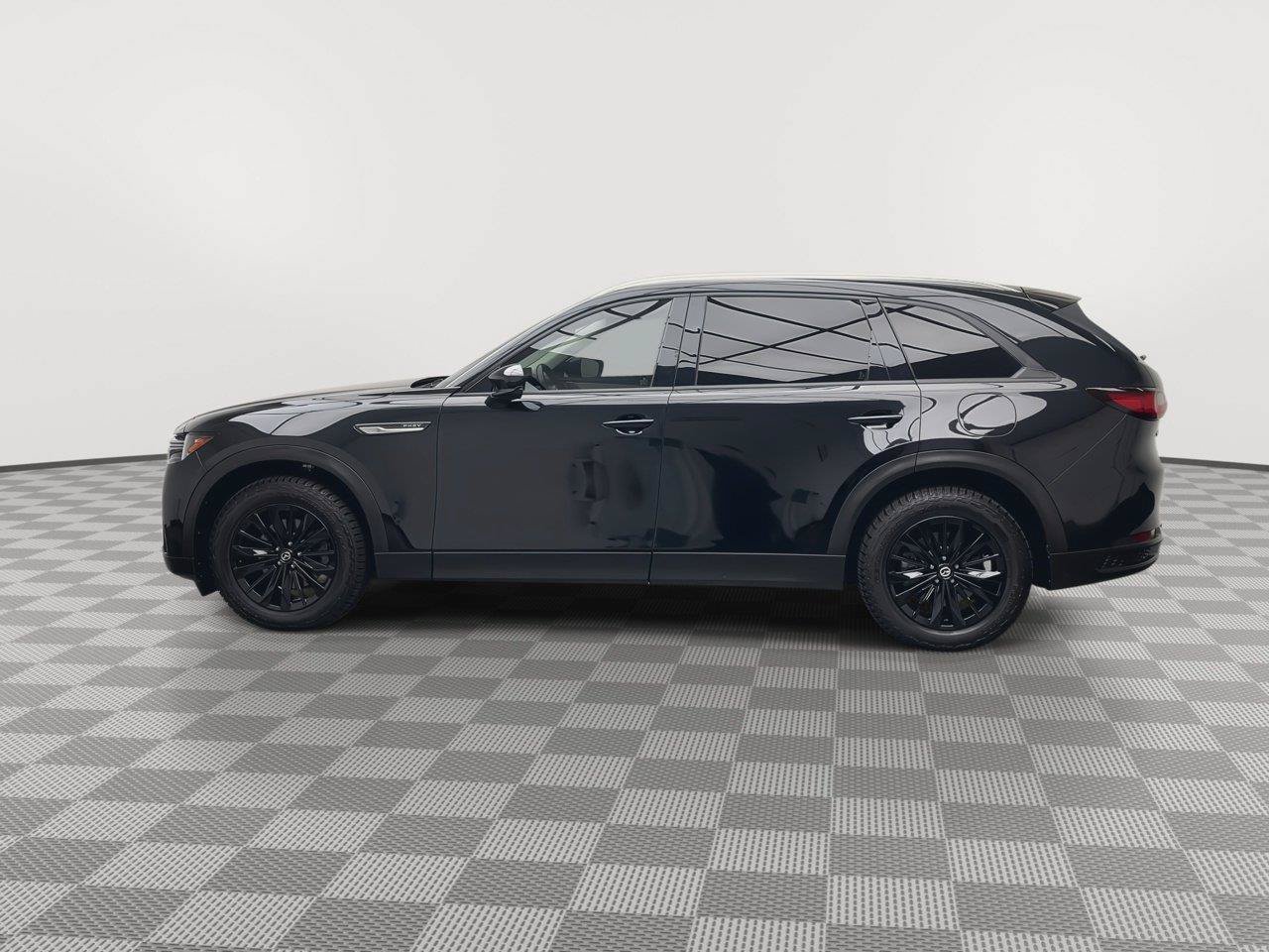 Certified 2024 MAZDA CX-90 Plug-In Hybrid w/ Preferred AWD/4WD image 38