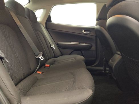 Used 2020 Kia Optima LX FWD image 19
