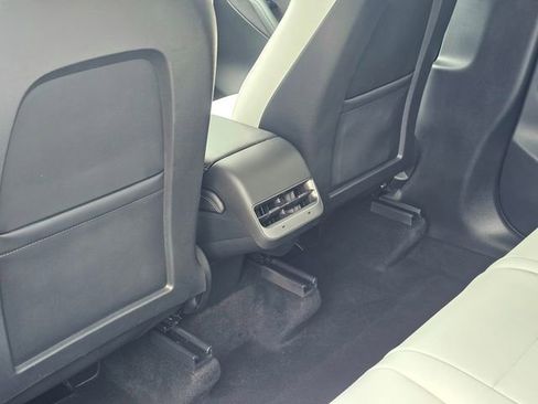 Used 2023 Tesla Model Y Long Range image 25