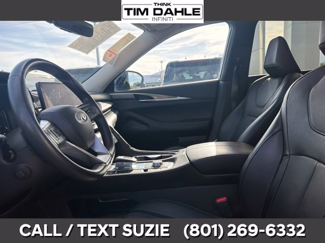 Used 2023 INFINITI QX60 Luxe AWD/4WD image 12