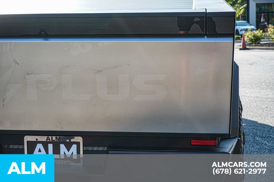 Used 2024 Tesla Cybertruck AWD Crew Cab image 12