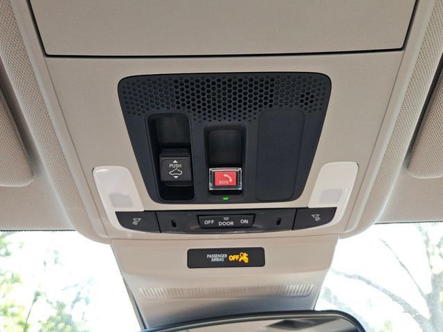 Certified 2023 Honda Accord EX image 22