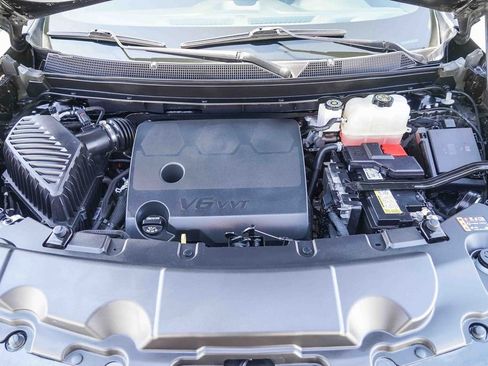 Used 2023 Chevrolet Traverse Premier image 29