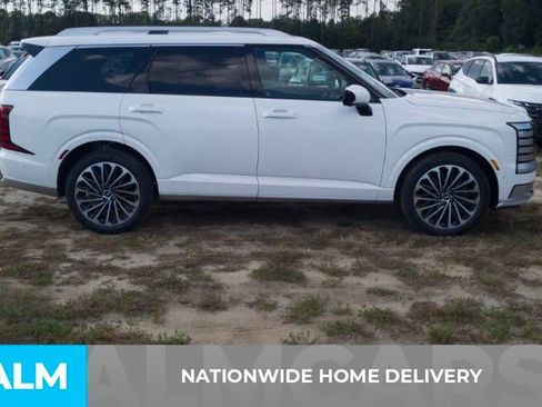 Certified 2026 Hyundai Palisade Calligraphy FWD image 4