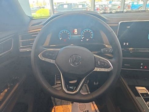 New 2025 Volkswagen Atlas Cross Sport SEL R-Line AWD/4WD image 8