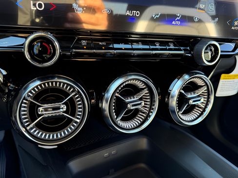 New 2026 Chevrolet Blazer EV LT image 21