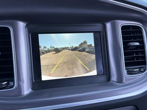 Used 2022 Dodge Charger SXT image 13