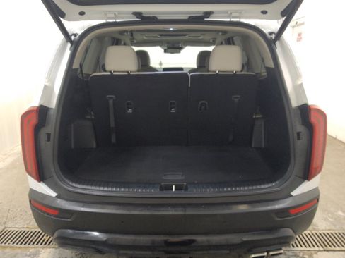 Used 2022 Kia Telluride EX w/ EX Premium Package AWD/4WD image 29