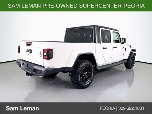 Used 2024 Jeep Gladiator Sport image 7
