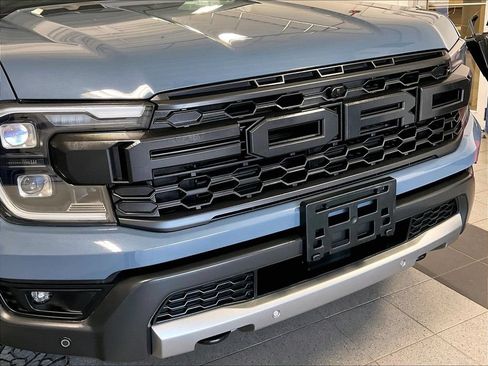 Used 2025 Ford Ranger Raptor AWD/4WD image 32
