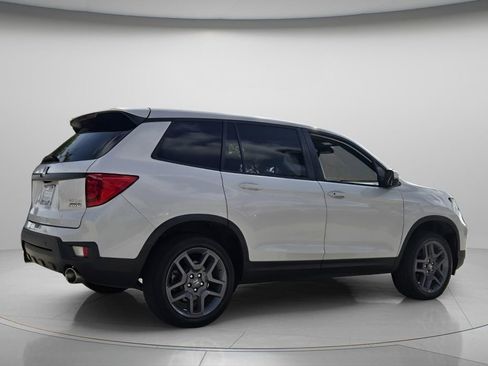 Used 2023 Honda Passport EX-L image 7