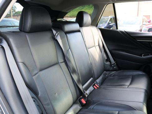 Used 2020 Subaru Outback Limited image 45