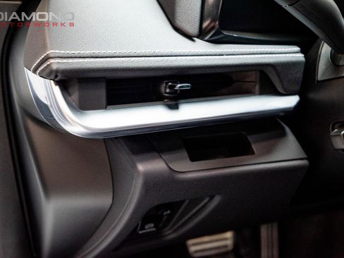 Used 2022 Chevrolet Corvette Stingray Coupe w/ Z51 Performance Package image 83