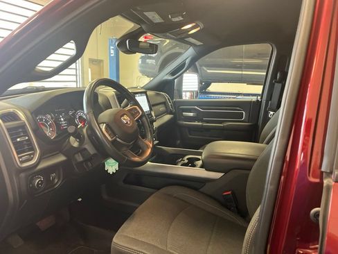 Used 2024 RAM 2500 Big Horn w/ Sport Appearance Package AWD/4WD image 5