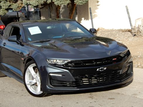 Used 2019 Chevrolet Camaro SS image 2