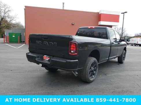 New 2026 RAM 2500 Big Horn AWD/4WD image 4