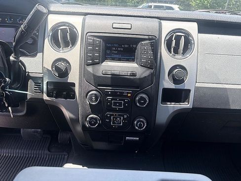 Used 2014 Ford F150 XLT w/ Equipment Group 302A Luxury AWD/4WD image 16