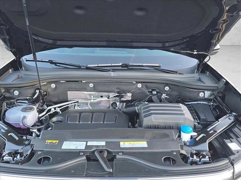 Used 2026 Volkswagen Atlas SE image 17