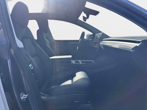 Used 2023 Tesla Model Y Performance AWD/4WD image 7