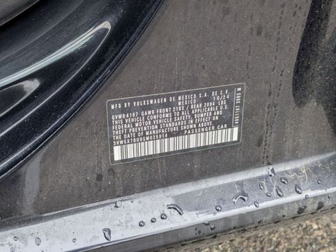 Used 2025 Volkswagen Jetta S image 30