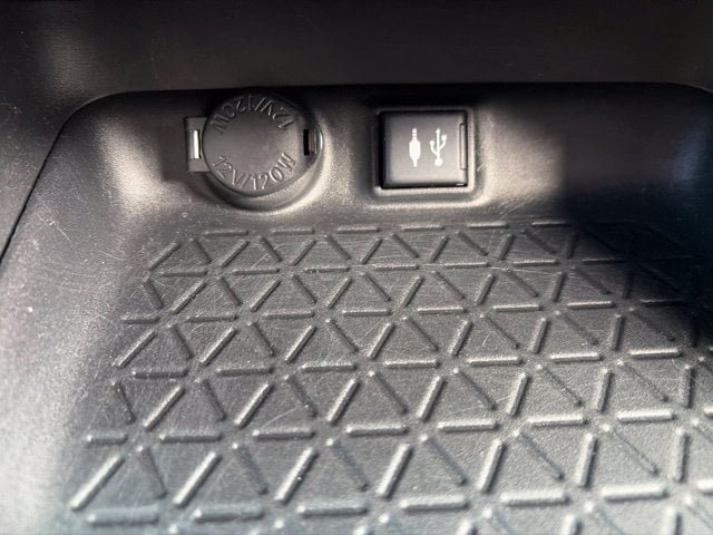 Used 2019 Toyota RAV4 XLE w/ Convenience Package AWD/4WD image 30