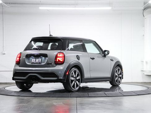 Certified 2023 MINI Cooper S FWD image 6