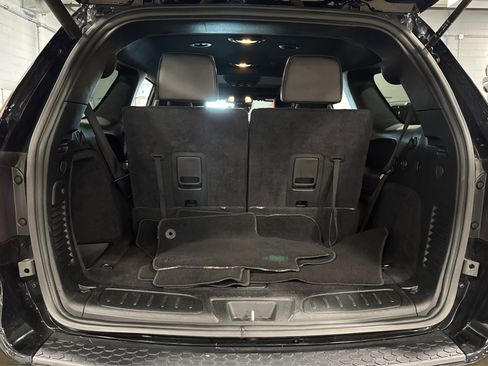 Used 2025 Dodge Durango R/T AWD/4WD image 47