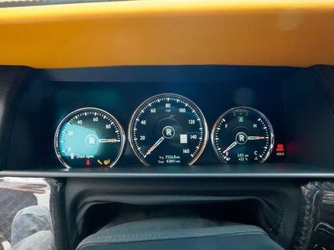 Used 2020 Rolls-Royce Cullinan Black Badge image 58