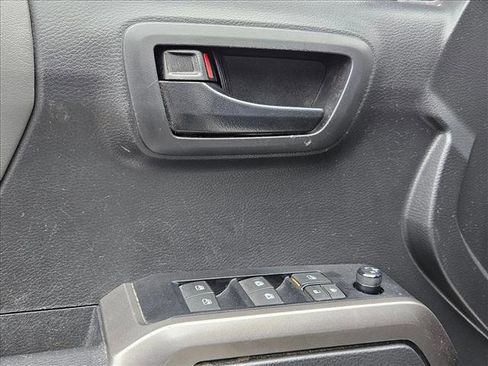 Used 2023 Toyota Tacoma SR5 image 8